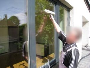 Langų, fasadų, stogų, stiklinių pertvarų valymas